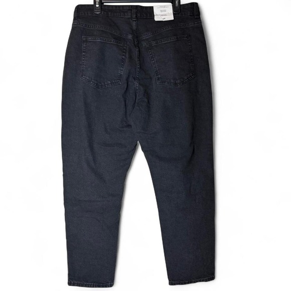 H&M Black Mom Jeans High Waisted Womens‎ Size 14 NWT Denim Tapered Everyday Dark - Picture 2 of 7
